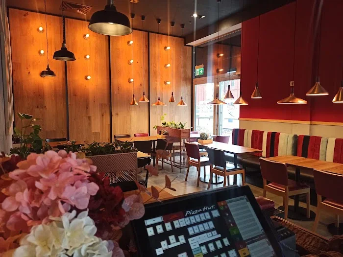 Pizza Hut Katowice Silesia - Restauracja
