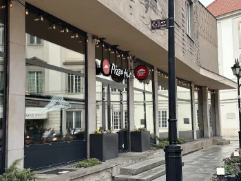 Pizza Hut Warszawa Zamek - Restauracja