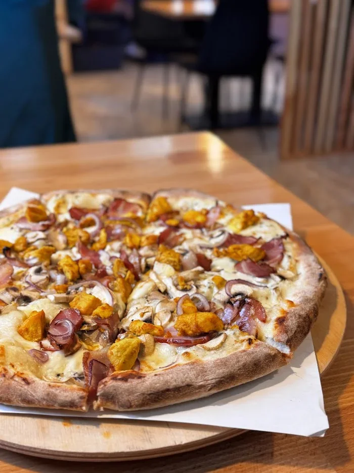 Pizza z Kentucky Olsztyn - Restauracja