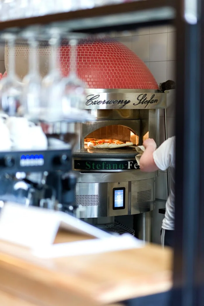Pizzeria Czerwony Stefan - Restauracja Warszawa