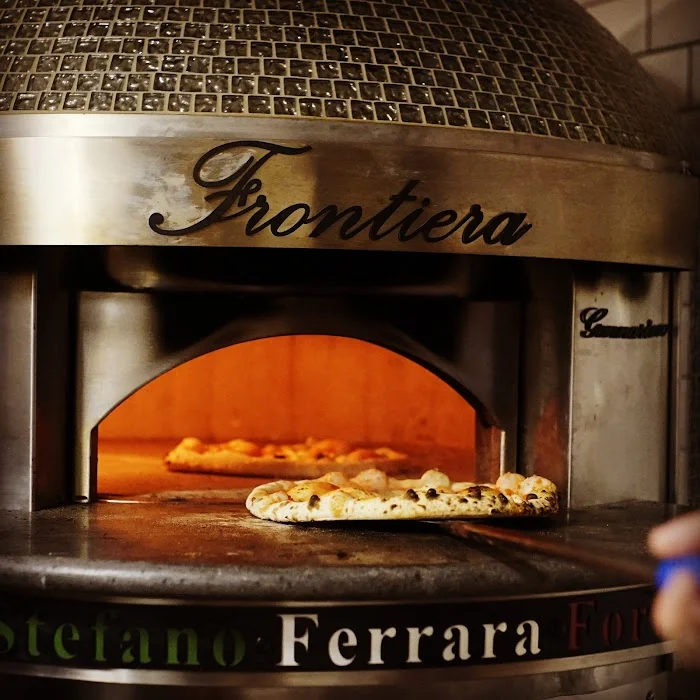 Pizzeria Frontiera - Pizza Napoletana & Modern Gr - Restauracja Poznań