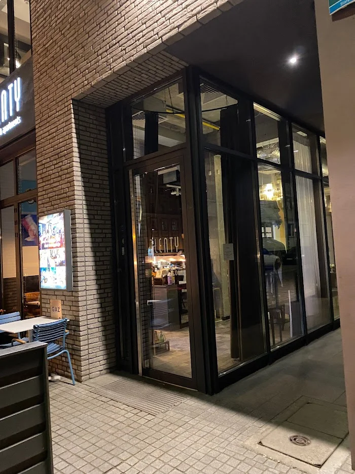 Plenty - Kuchnia Europejska - Apartamenty na wyna - Restauracja Szczecin