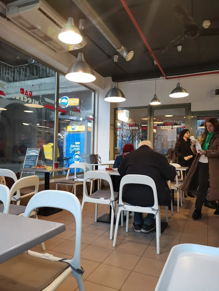 Poniatowski Bar Mleczny - Restauracja Warszawa