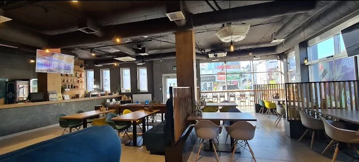 Potłuczone Gary - Restauracja Radom
