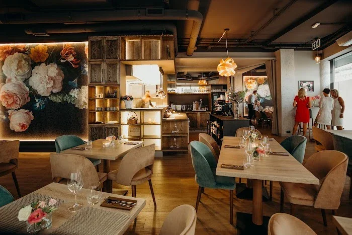 Przystań Tu. Bistro&Wine. - Restauracja Wrocław