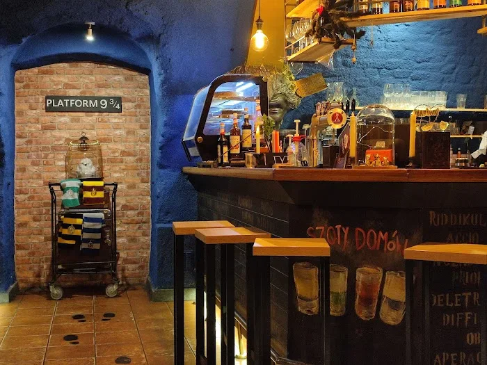 Pub Pod Trzema Miotłami - Restauracja Wrocław
