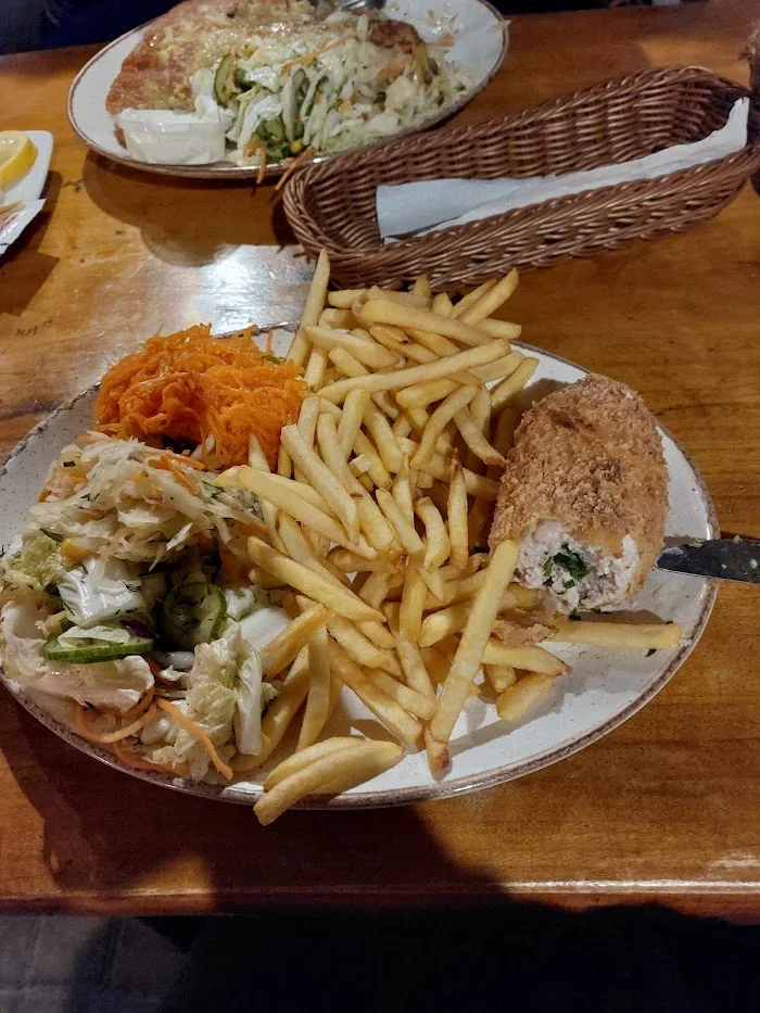 P.W.Fala kuter Wła 209 Tomasz Renusz - Restauracja Władysławowo