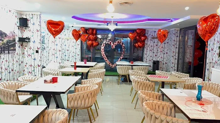 Radhuni 2.0 - Bengalska i Indyjska Restauracja Leszno