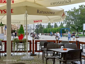 Ratuszowa. Kawiarnia. Dyduk A. Legnica