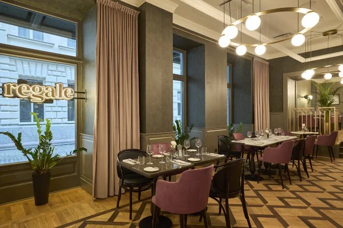 Regale Bar & Restaurant - Restauracja Kraków