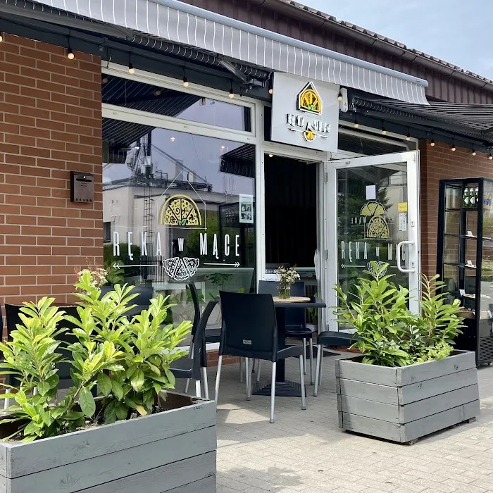 Ręka w mące Pizza & Przyjaciele - Restauracja Gdynia