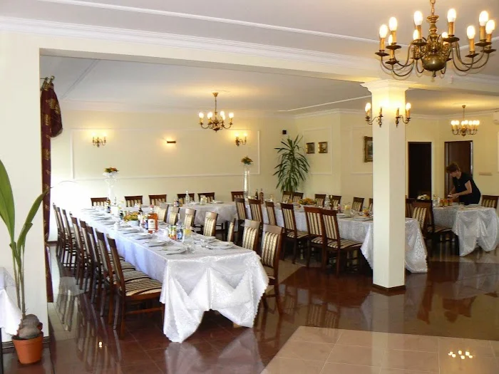 RESTAURACJA STAROPOLSKA WŁOCŁAWEK (OS.POŁUDNIE Włocławek