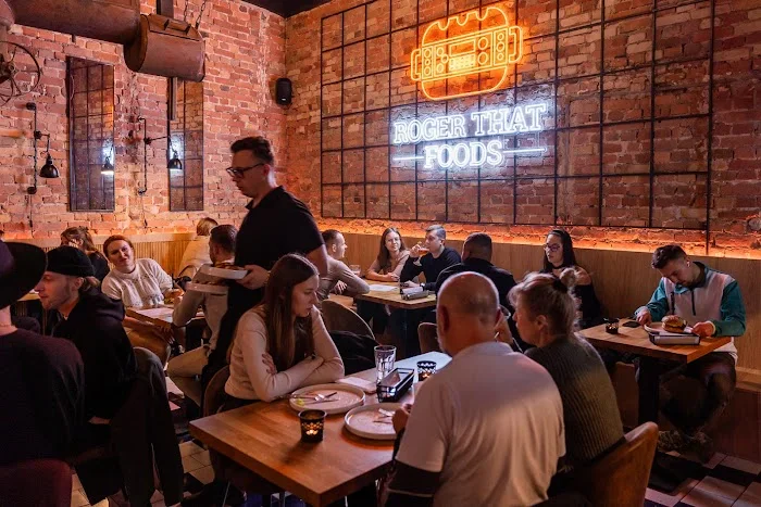 Roger That Foods - BURGER RESTAURANT & BAR - Restauracja Warszawa