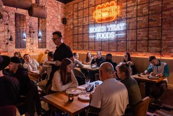 Roger That Foods - BURGER RESTAURANT & BAR - Restauracja Warszawa