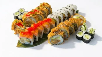 Roll eat repeat | sushi - Restauracja Toruń