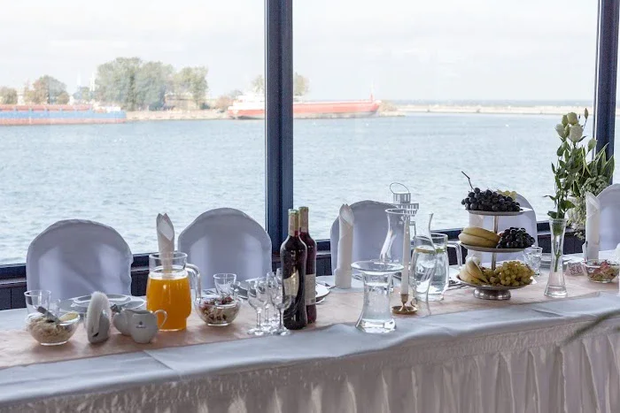 Róża Wiatrów - Restauracja Gdynia