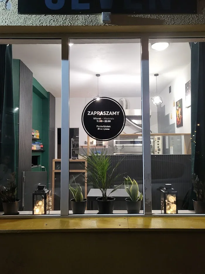 Seven Pizza Toruń - Restauracja