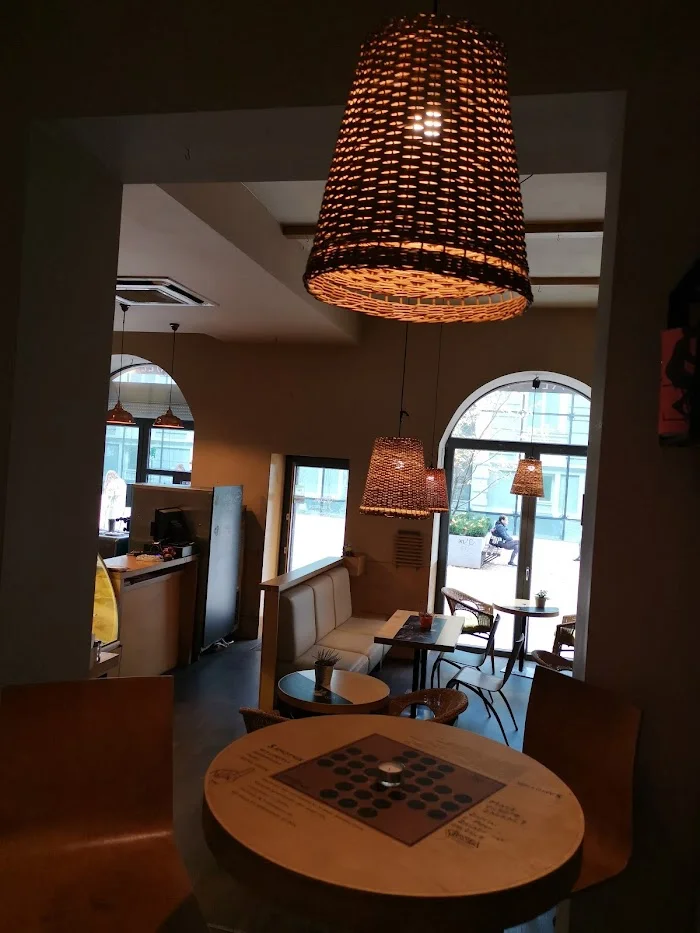 Siesta Cafe - Kawiarnia Poznań