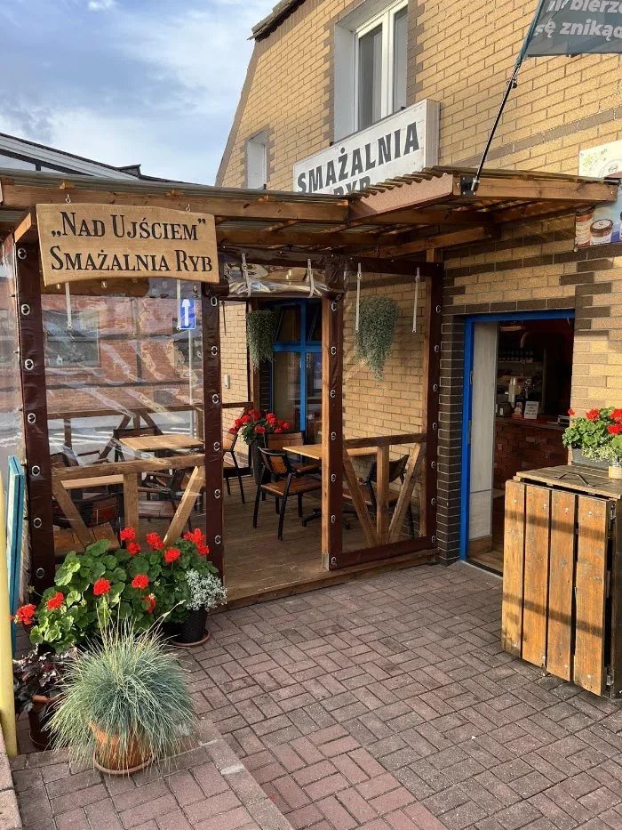 Smażalnia Ryb Nad Ujściem Rafał Sech - Restauracja Łeba