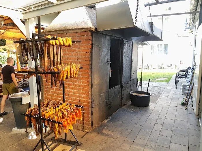 Smażalnia & Wędzarnia u Chadacza - Restauracja Mielno