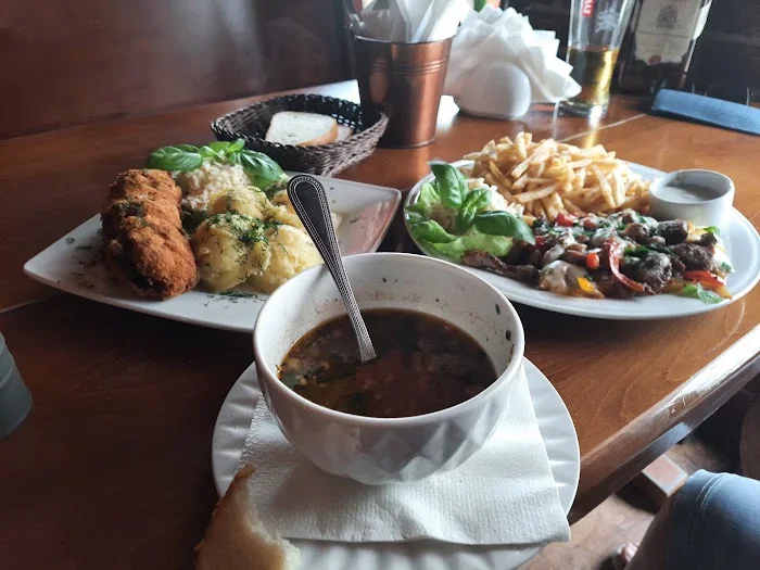Stacja Warka - Restauracja Płock