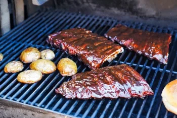 STICKY RUB BBQ - Restauracja Jastarnia