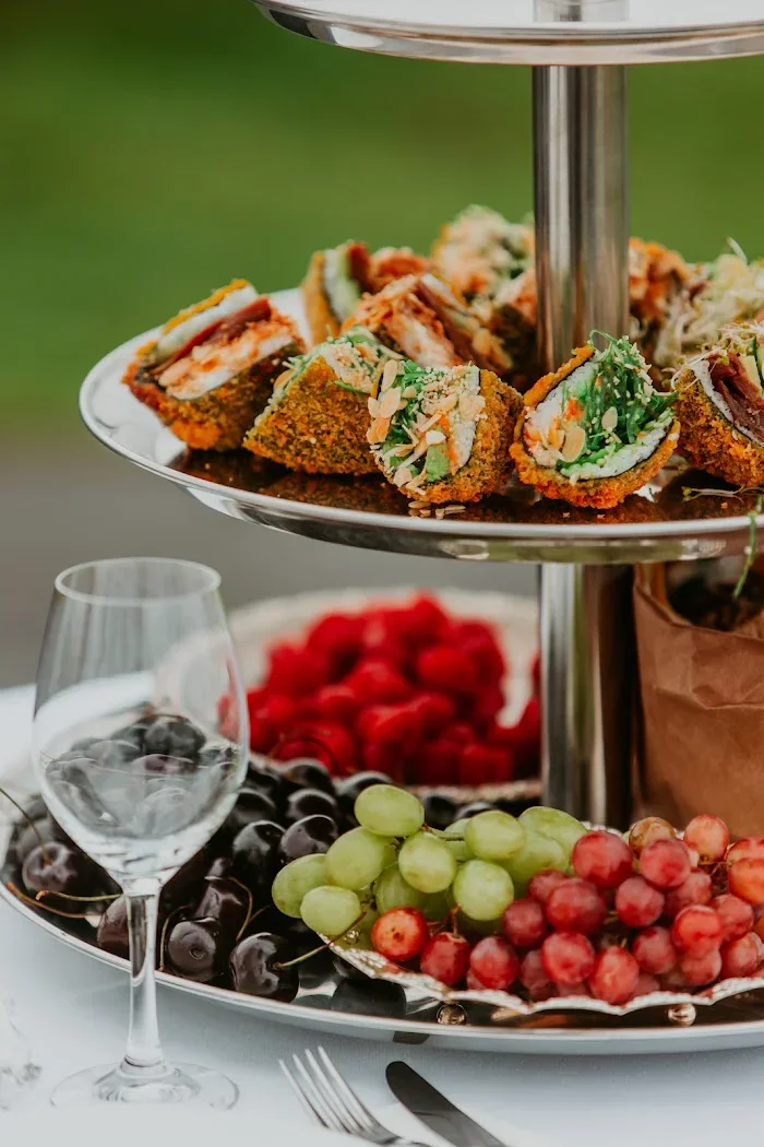 Sushi Japoński Sąsiad - Restauracja Warszawa