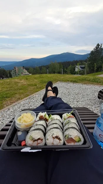Sushi Weź Mnie - Automat 24 7 - Restauracja Karpacz