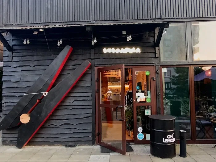 Suszarnia Sushi & Bar Wrocław Czarnieckiego - Restauracja