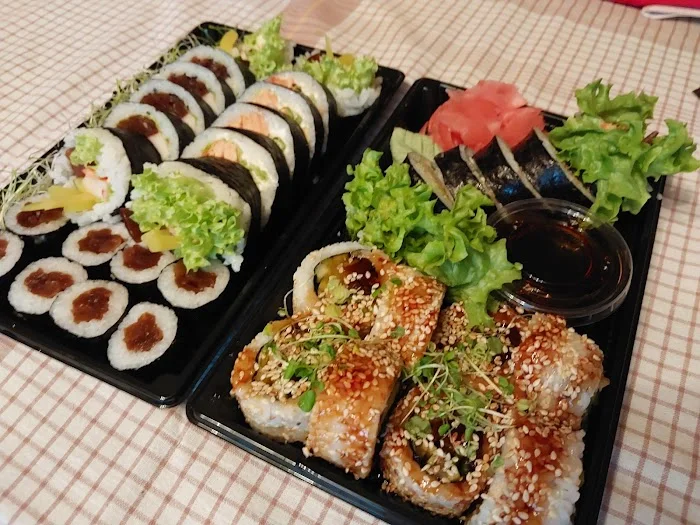 Tokyo House - sushi z dostawą - Restauracja Poznań