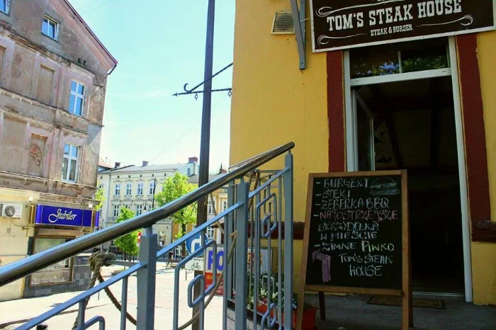 Tom's Bar (Burger&Bistro) - Restauracja Ustka