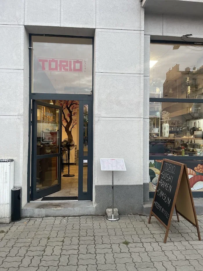 TORIO Praga - SUSHI, RAMEN & DUMPLINGS - Restauracja Warszawa
