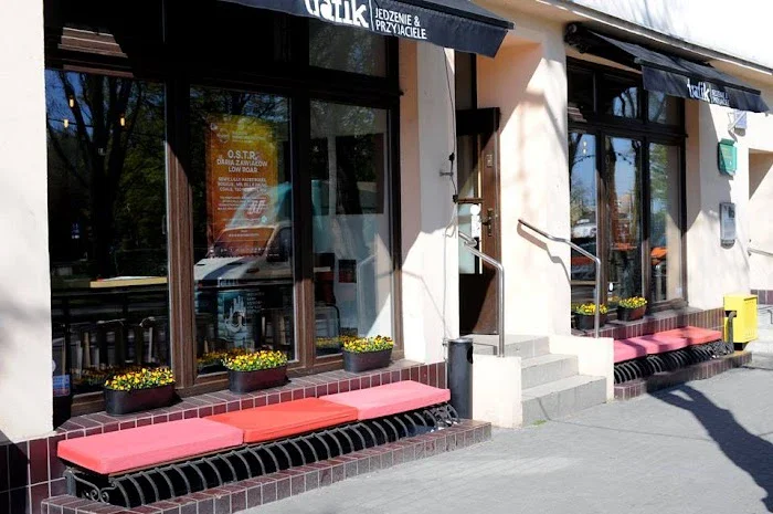 Trafik Jedzenie i Przyjaciele - restauracja włos Gdynia