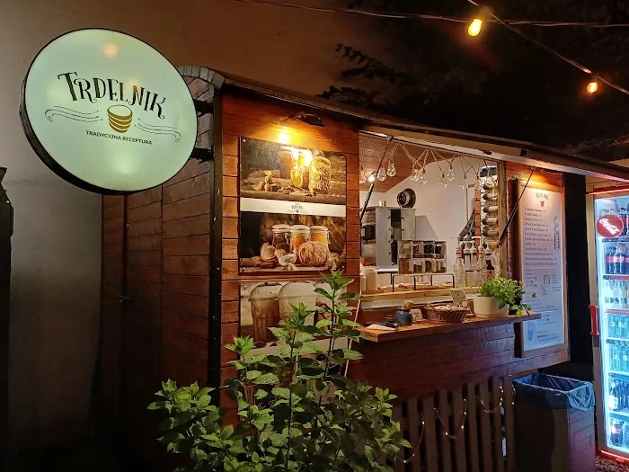 Trdelnik - Coffee & Freshly Baked Pastries - Food Truck - Kawiarnia Kraków