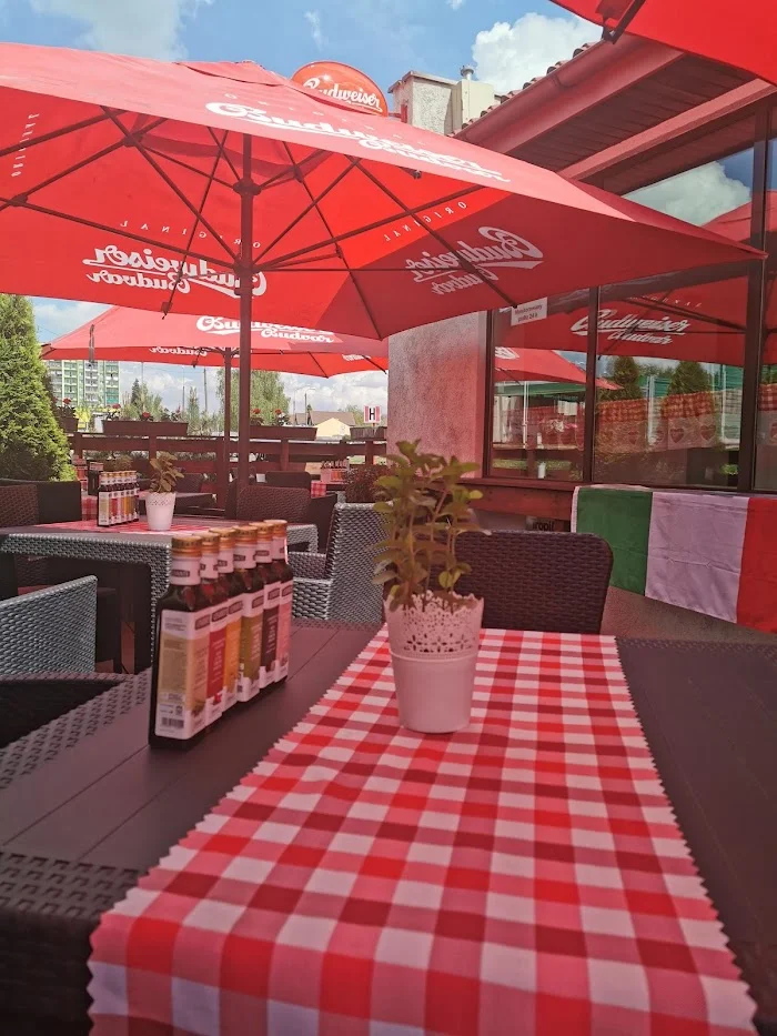 Veloria włoska pizza Zabrze 💚🤍❤️ - Restauracja