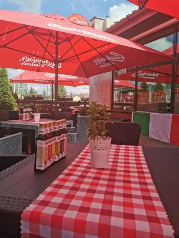 Veloria włoska pizza Zabrze 💚🤍❤️ - Restauracja