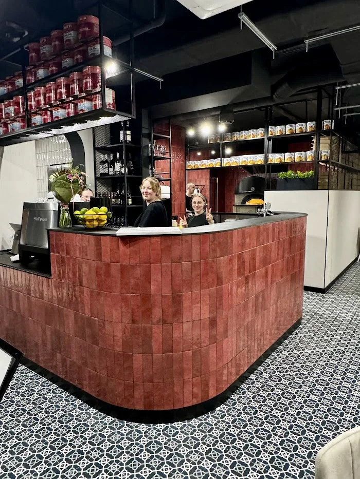 Viareggio pizza napoletana - Restauracja Gliwice