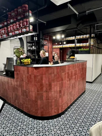 Viareggio pizza napoletana - Restauracja Gliwice