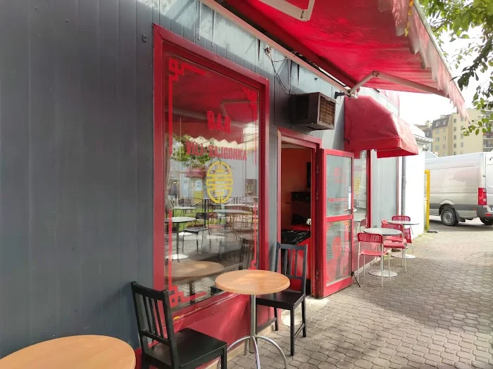Vili | kuchnia azjatycka na Kabatach - Restauracja Warszawa