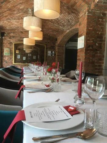 Vis'a'Vis - Restauracja Legnica