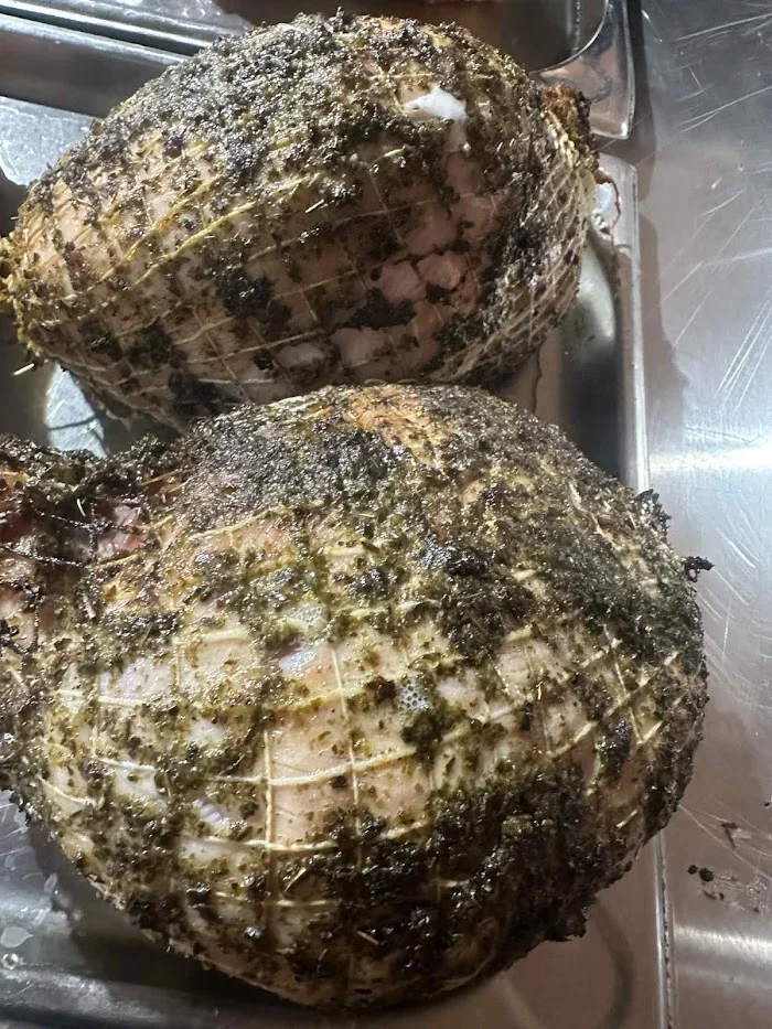 Wyroby Tradycyjne, Swojskie Wędliny Józefów - Restauracja