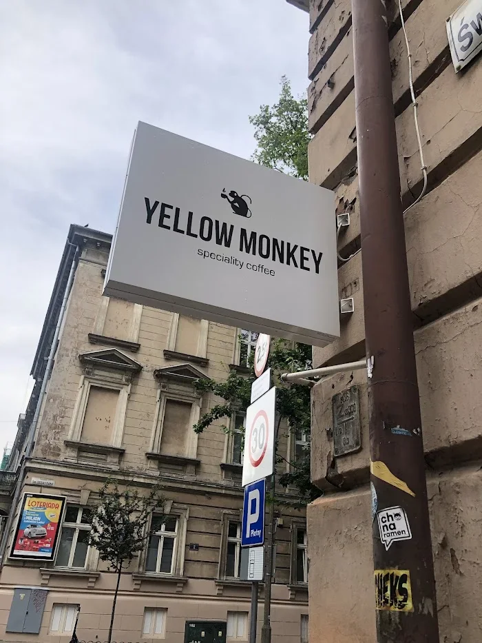 Yellow Monkey | Specialty coffeeshop | Matcha - Kawiarnia Kraków