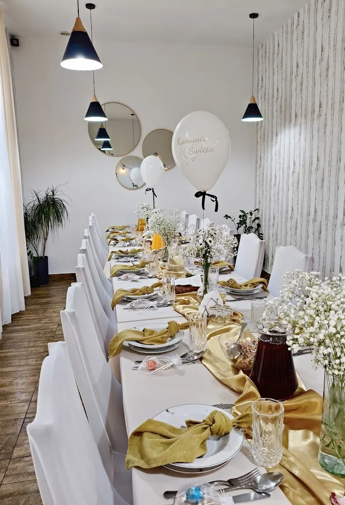 Zachęta Restauracja Imprezy przyjęcia okolicznościowe Radom