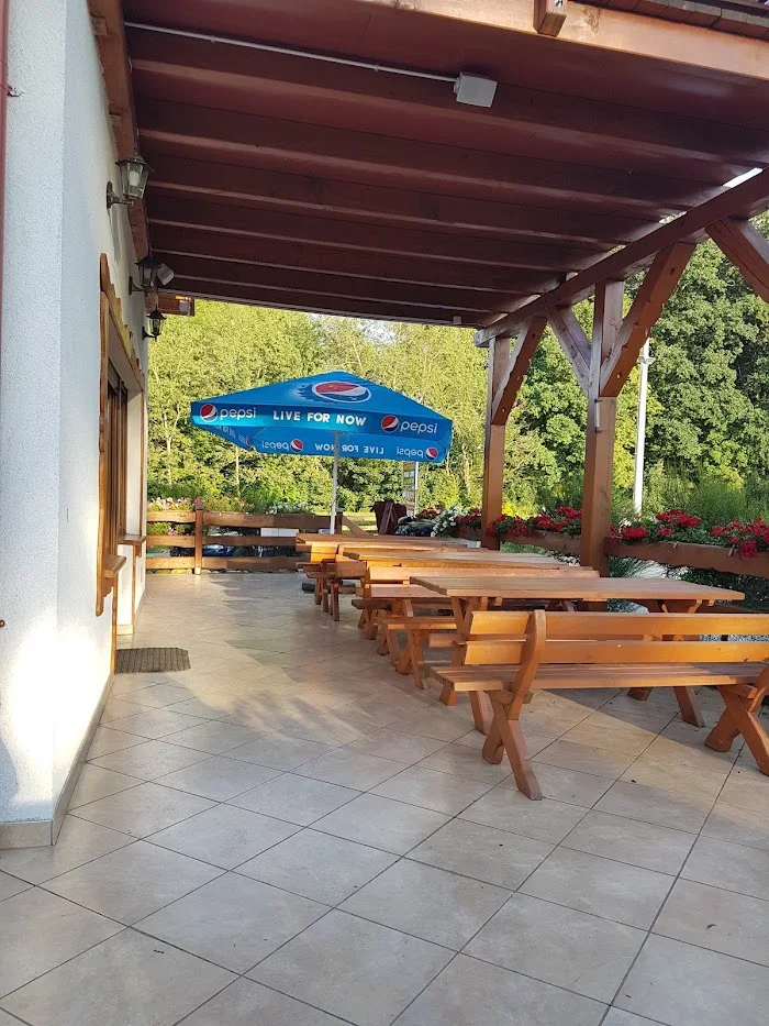 Zajazd Nad Rzeczką - Grill bar smażalnia ogródek piwny - Restauracja Karpacz