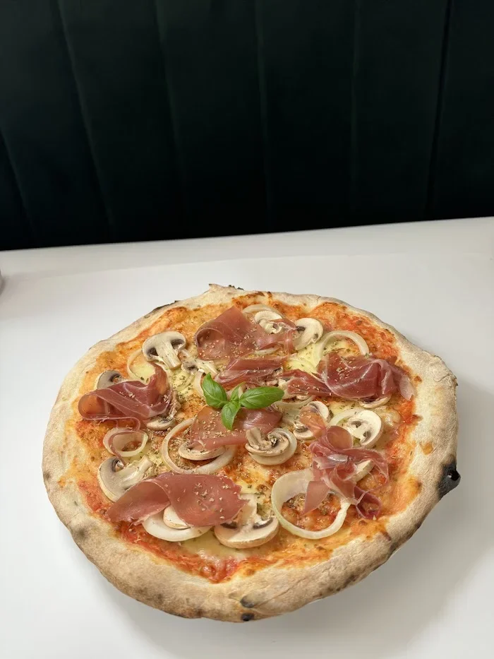 Złota Pizza - Restauracja Warszawa