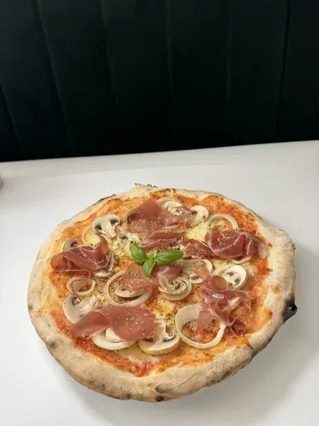 Złota Pizza - Restauracja Warszawa