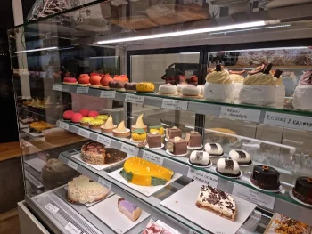 Żona Krawca - Cukiernia Anin - Restauracja Warszawa